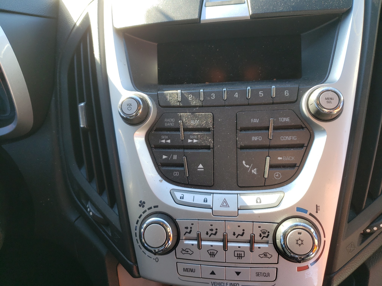 Photo 9 from auction – 2011 CHEVROLET EQUINOX LT with VIN 2GNALDEC9B1257629
