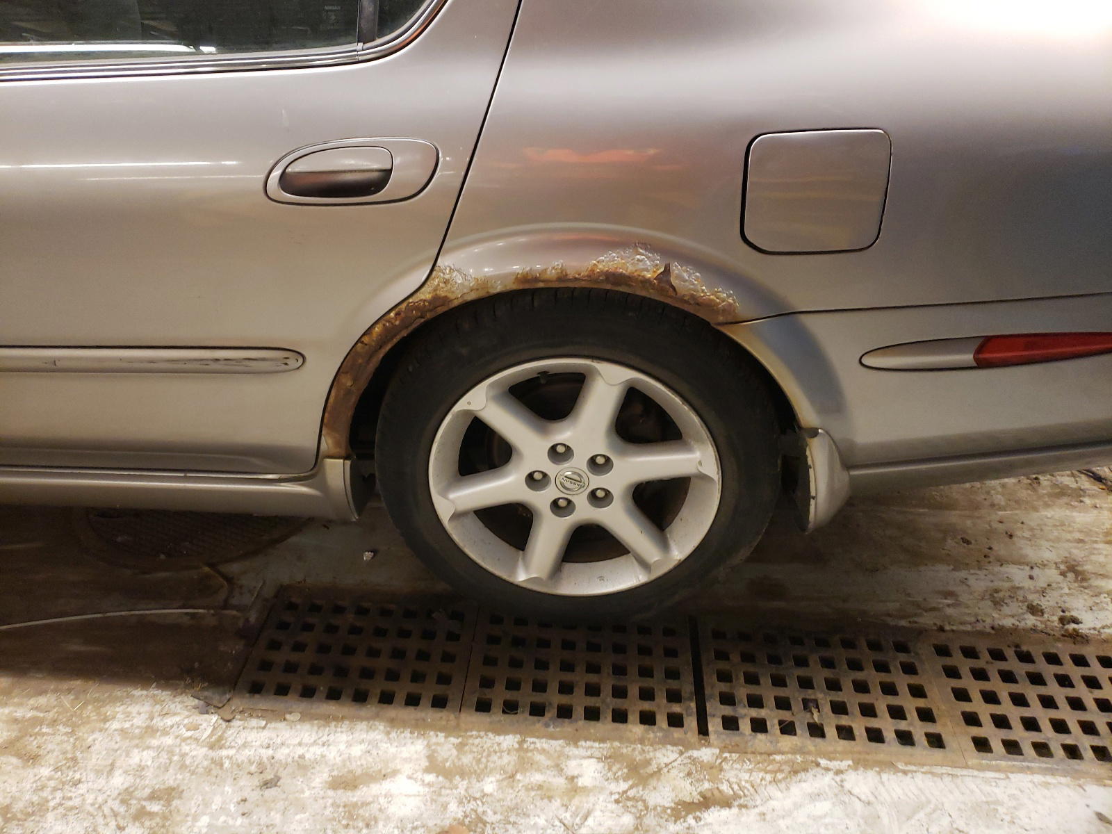 Photo 9 from auction – 2002 NISSAN MAXIMA with VIN JN1DA31D12T425071