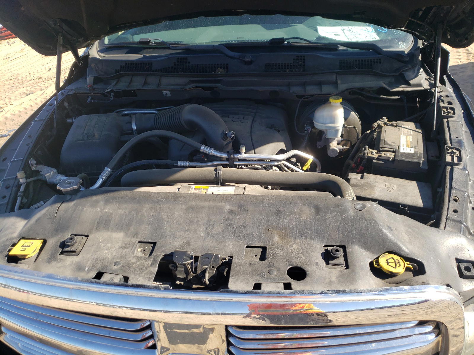 Photo 7 from auction – 2014 RAM 1500 SLT with VIN 1C6RR7GT8ES400378