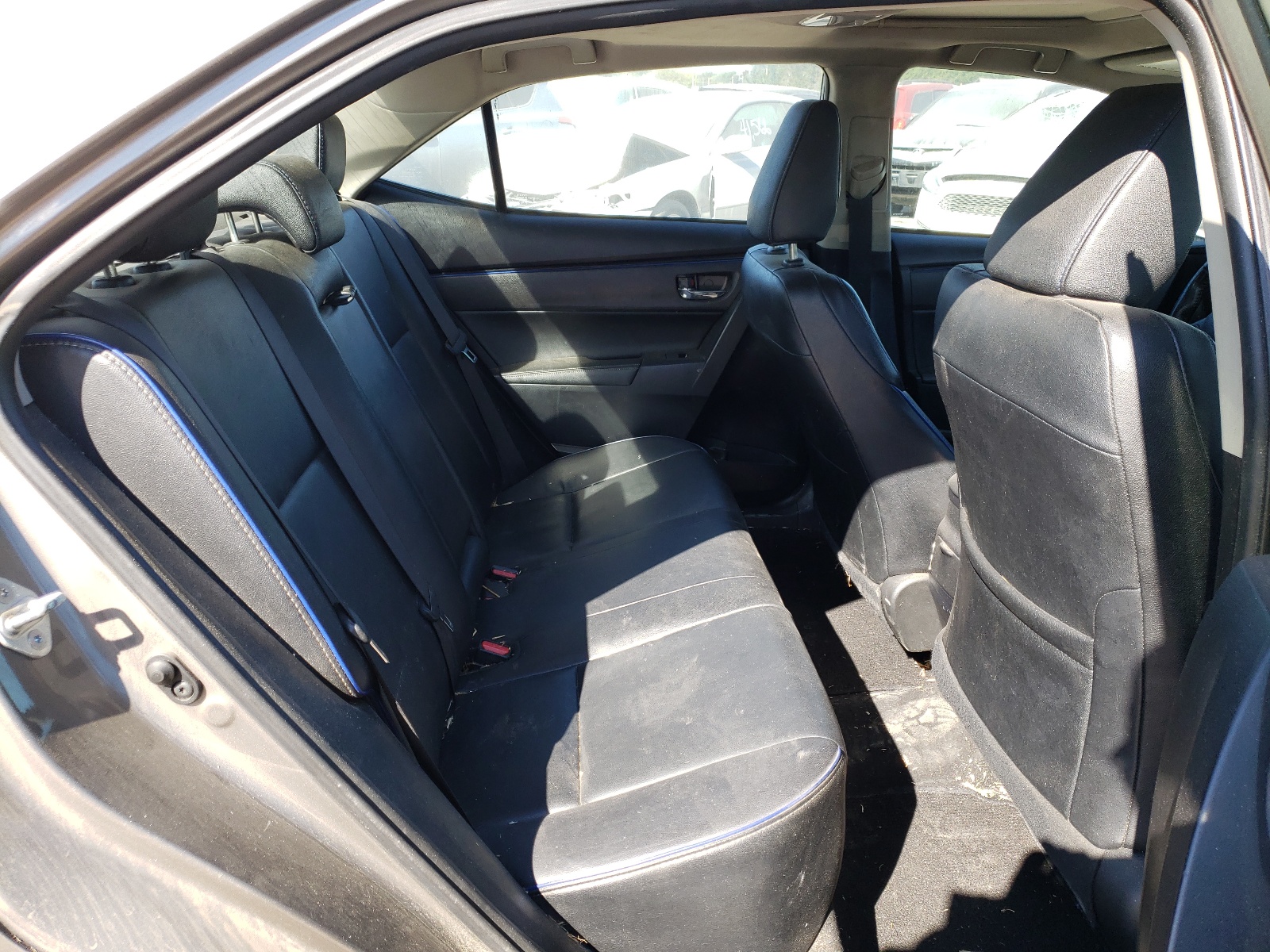 Photo 6 from auction – 2017 TOYOTA COROLLA L with VIN 2T1BURHE1HC915555