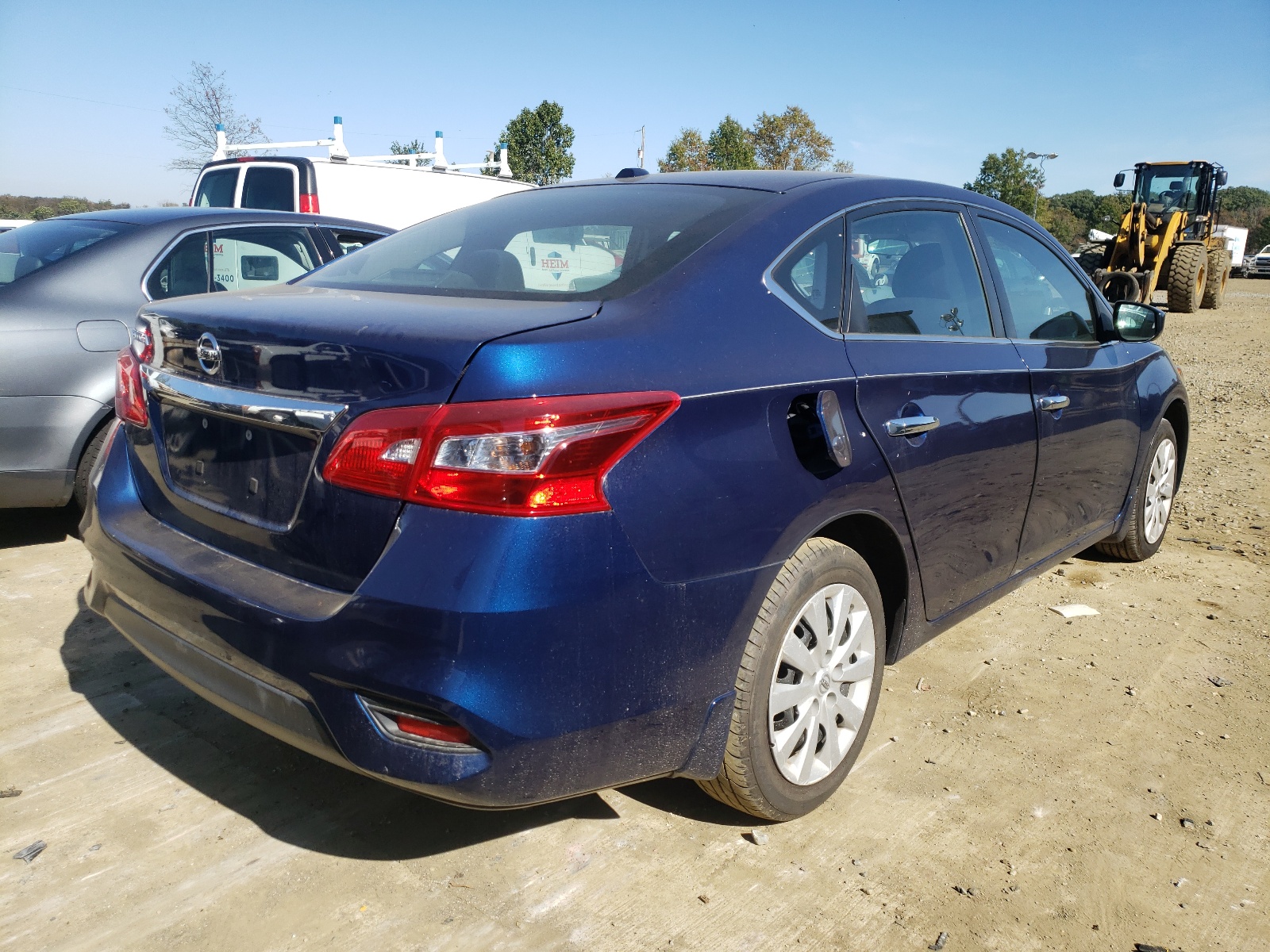 Photo 4 from auction – 2016 NISSAN SENTRA S with VIN 3N1AB7AP2GY254380