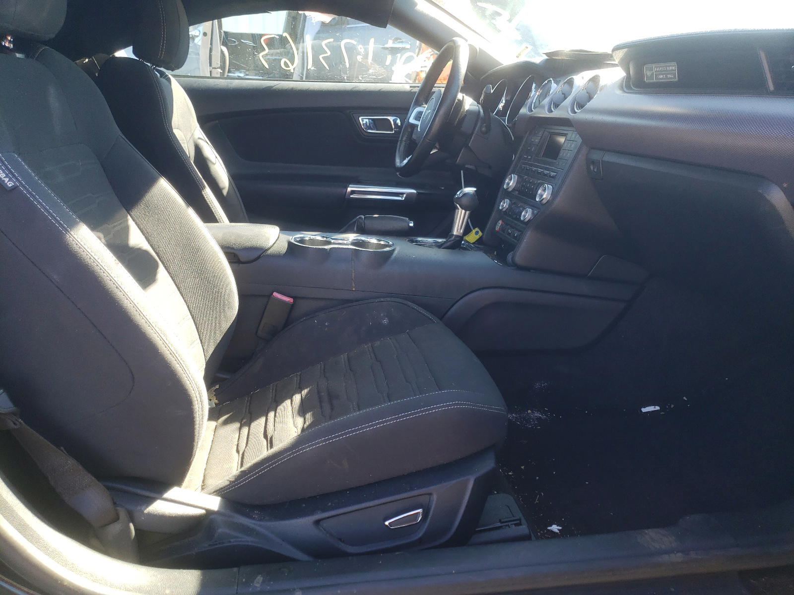Photo 5 from auction – 2016 FORD MUSTANG with VIN 1FA6P8TH0G5205388