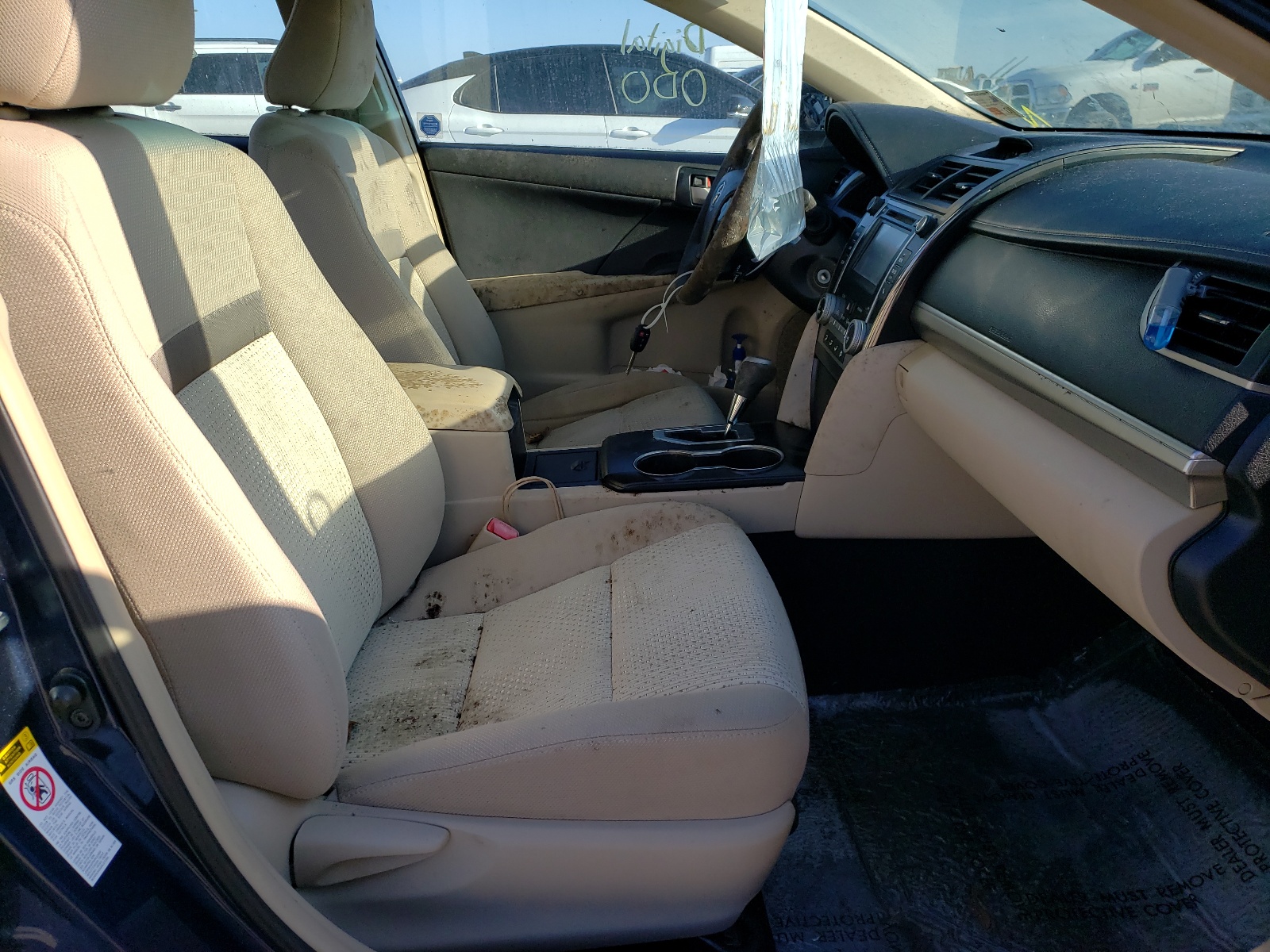 Photo 5 from auction – 2014 TOYOTA CAMRY L with VIN 4T4BF1FK5ER418609
