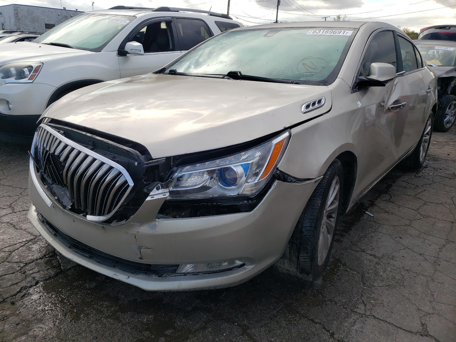 Photo 2 from auction – 2014 BUICK LACROSSE with VIN 1G4GB5G34EF306205