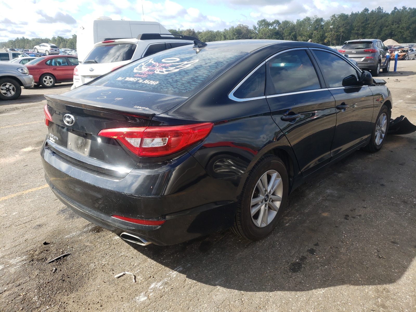 Photo 4 from auction – 2015 HYUNDAI SONATA SE with VIN 5NPE24AF5FH188472
