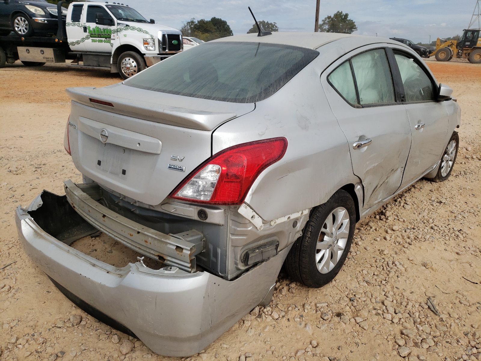 Photo 4 from auction – 2017 NISSAN VERSA S with VIN 3N1CN7AP9HL853047