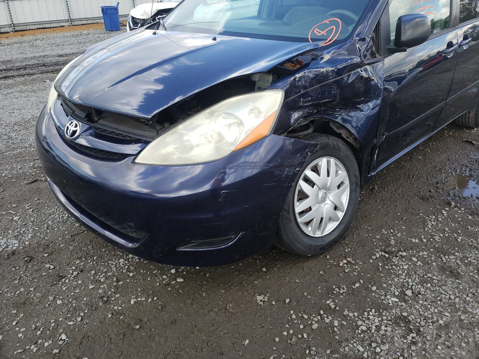Photo 9 from auction – 2006 TOYOTA SIENNA with VIN 5TDZA23C46S504322
