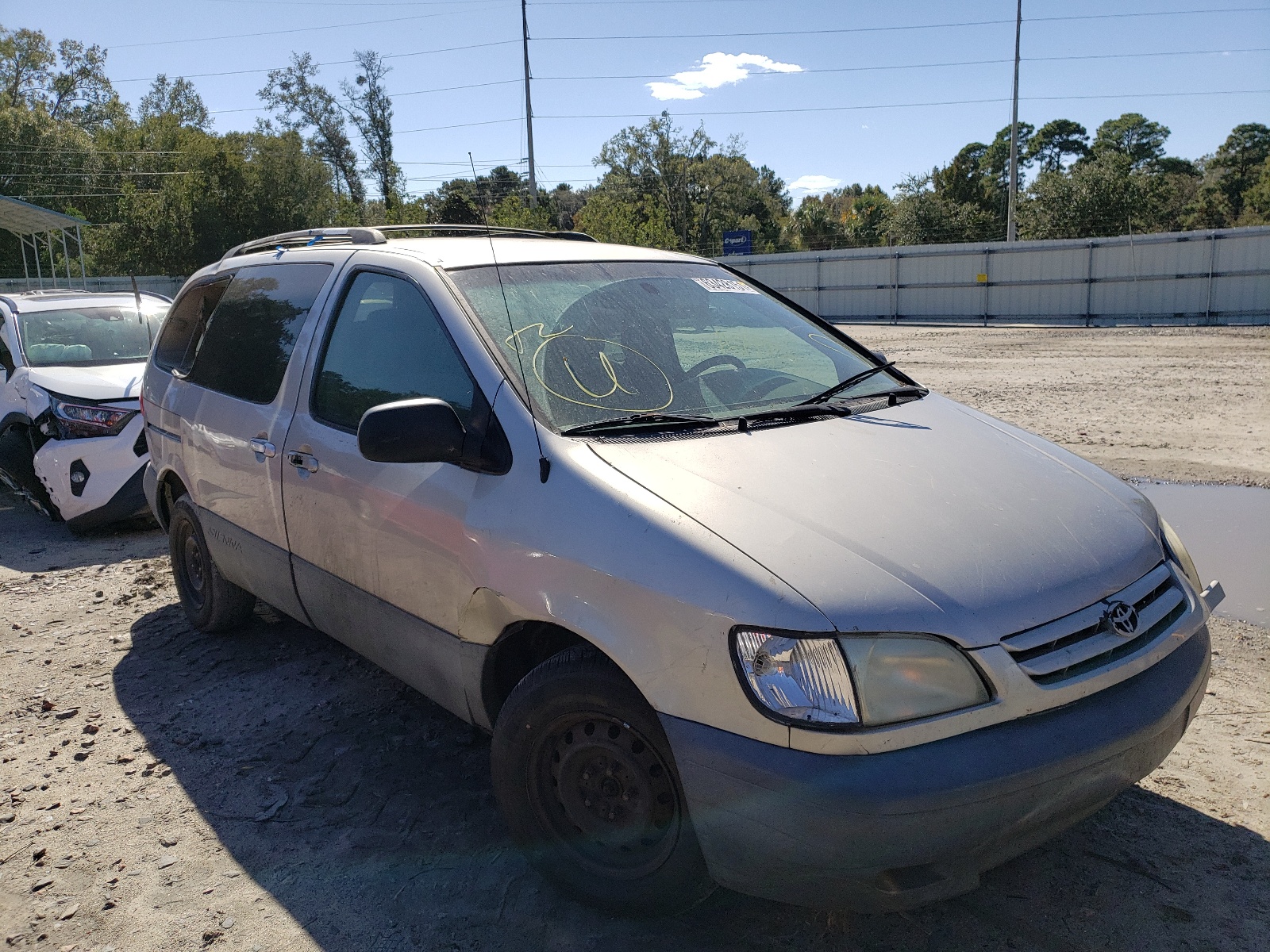 Photo 1 from auction – 2002 TOYOTA SIENNA CE with VIN 4T3ZF19C22U481151