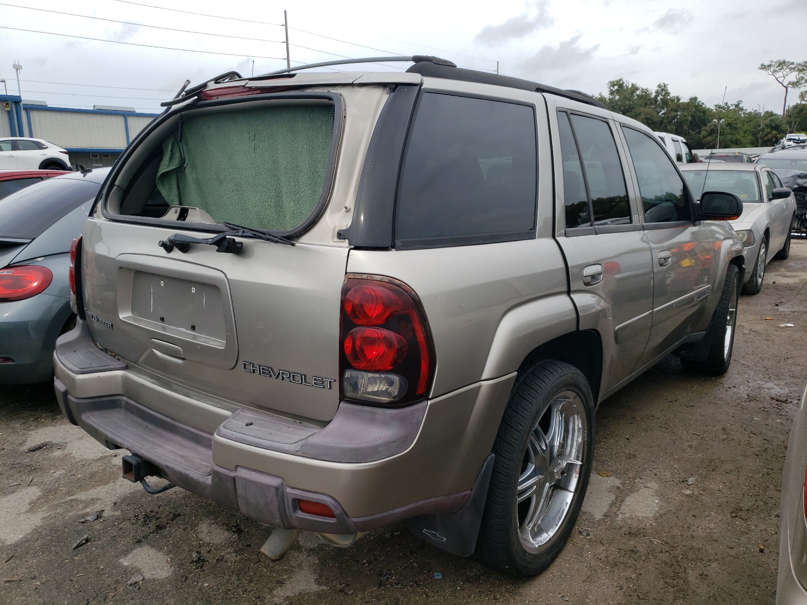 Photo 4 from auction – 2002 CHEVROLET TRAILBLAZE with VIN 1GNDT13SX22148330