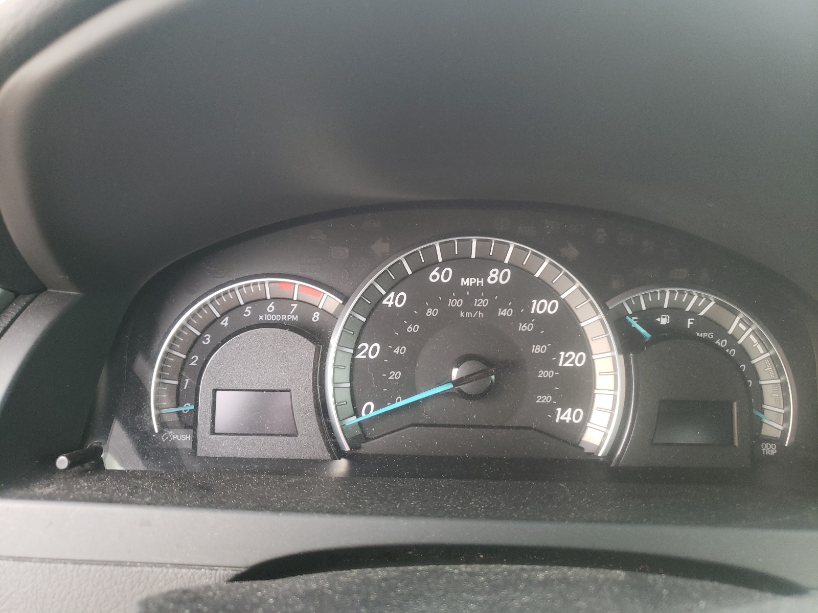 Photo 8 from auction – 2014 TOYOTA CAMRY L with VIN 4T1BF1FK8EU319616
