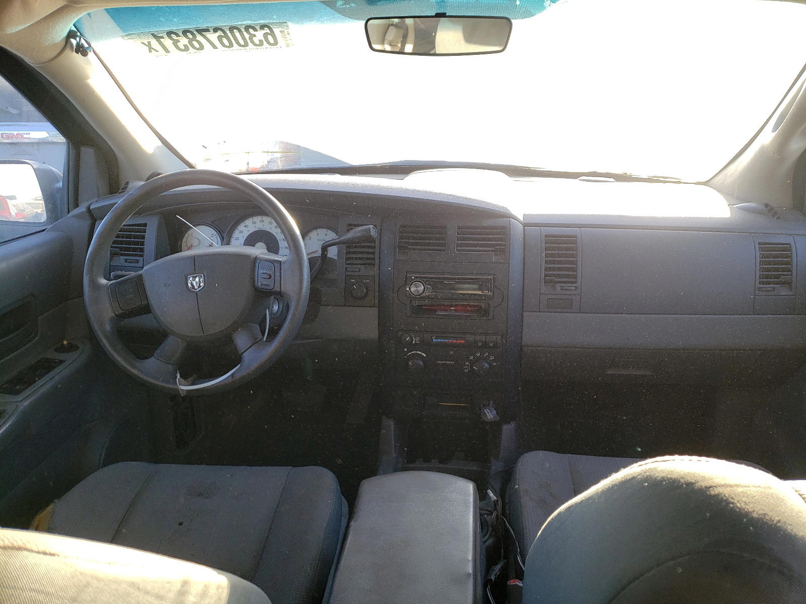 Photo 9 from auction – 2005 DODGE DURANGO ST with VIN 1D4HB38N75F613934