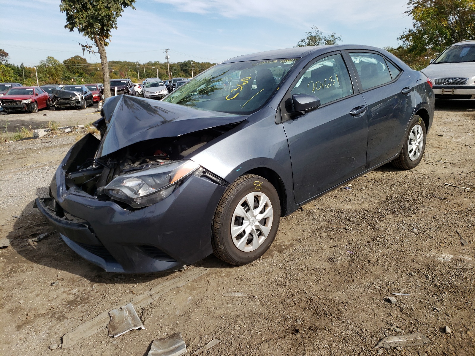 Zdjęcie 2 z aukcji – 2016 TOYOTA COROLLA L z VIN 5YFBURHE6GP553043