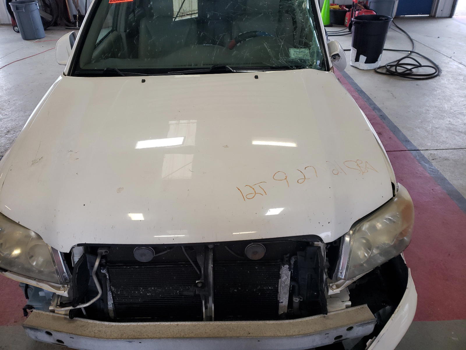 Photo 7 from auction – 2006 TOYOTA HIGHLANDER with VIN JTEEW21A060021863