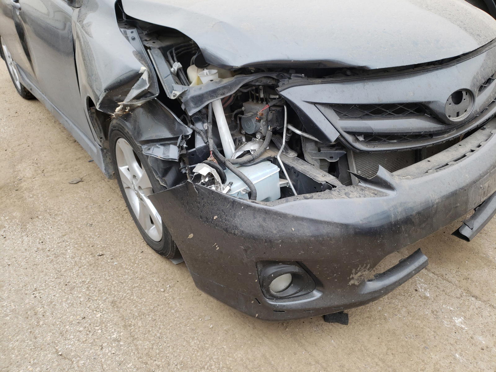 Photo 9 from auction – 2012 TOYOTA COROLLA BA with VIN 2T1BU4EE9CC812920