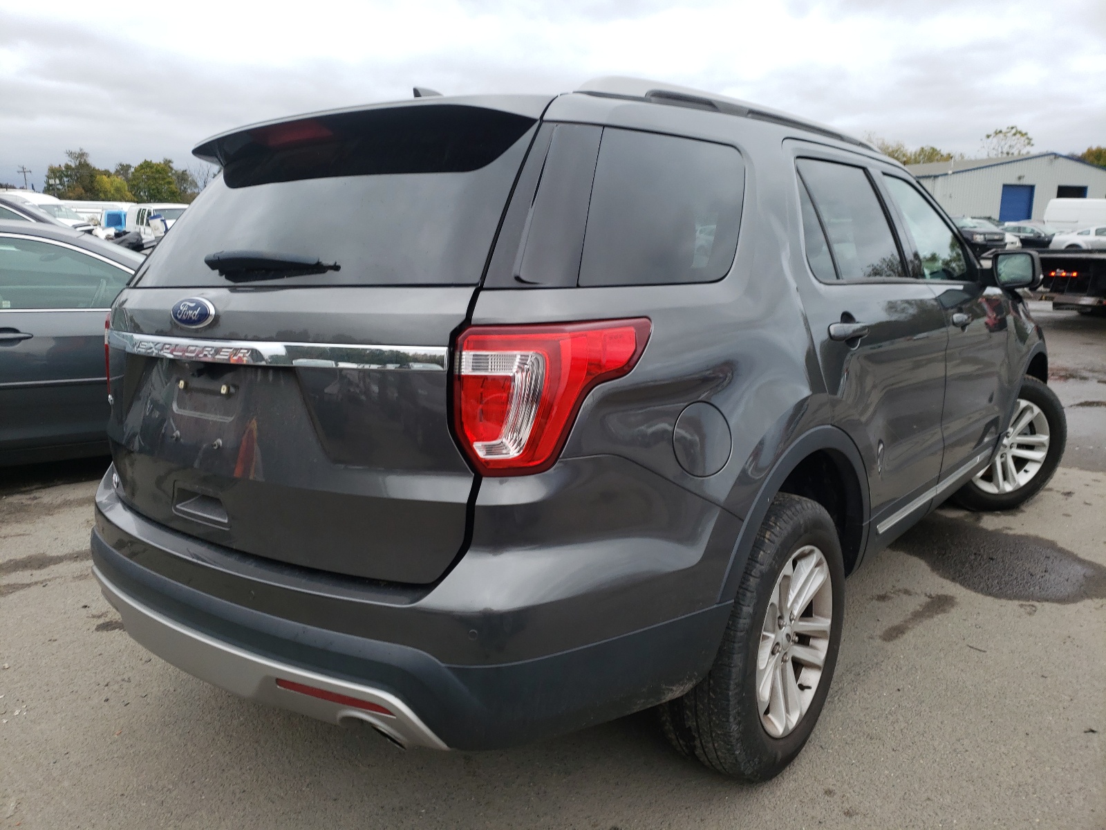 Foto 4 de la subasta – 2017 FORD EXPLORER X con VIN 1FM5K7D86HGE02368
