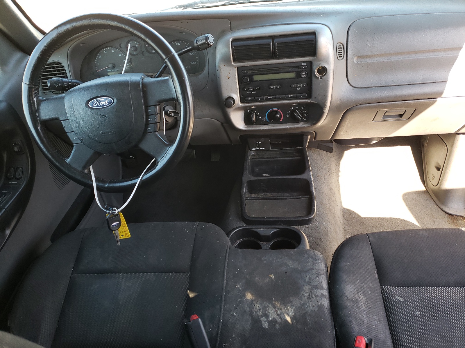 Photo 9 from auction – 2004 FORD RANGER SUP with VIN 1FTYR44U84PA46590