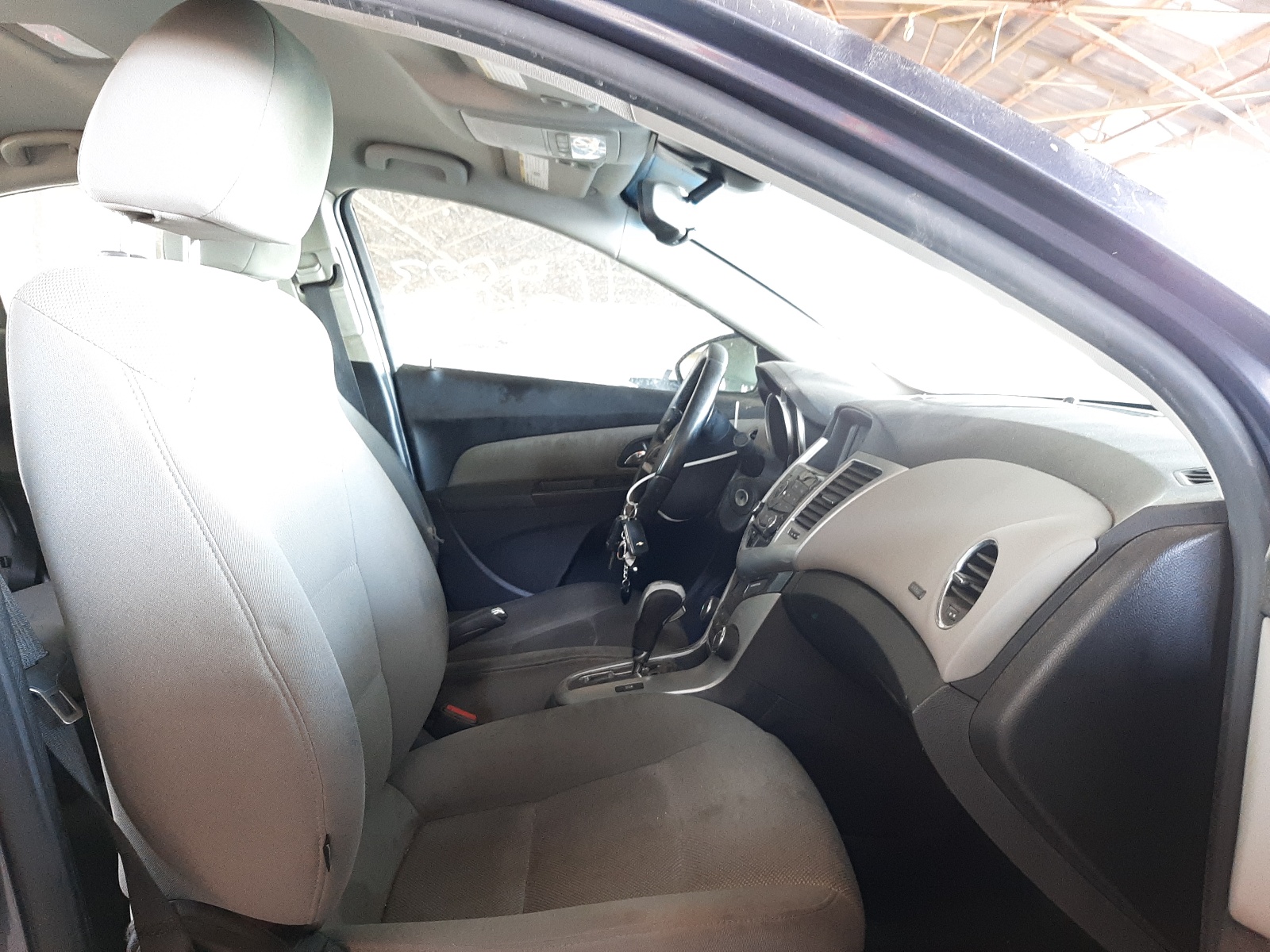 Photo 5 from auction – 2014 CHEVROLET CRUZE LT with VIN 1G1PC5SB4E7213624