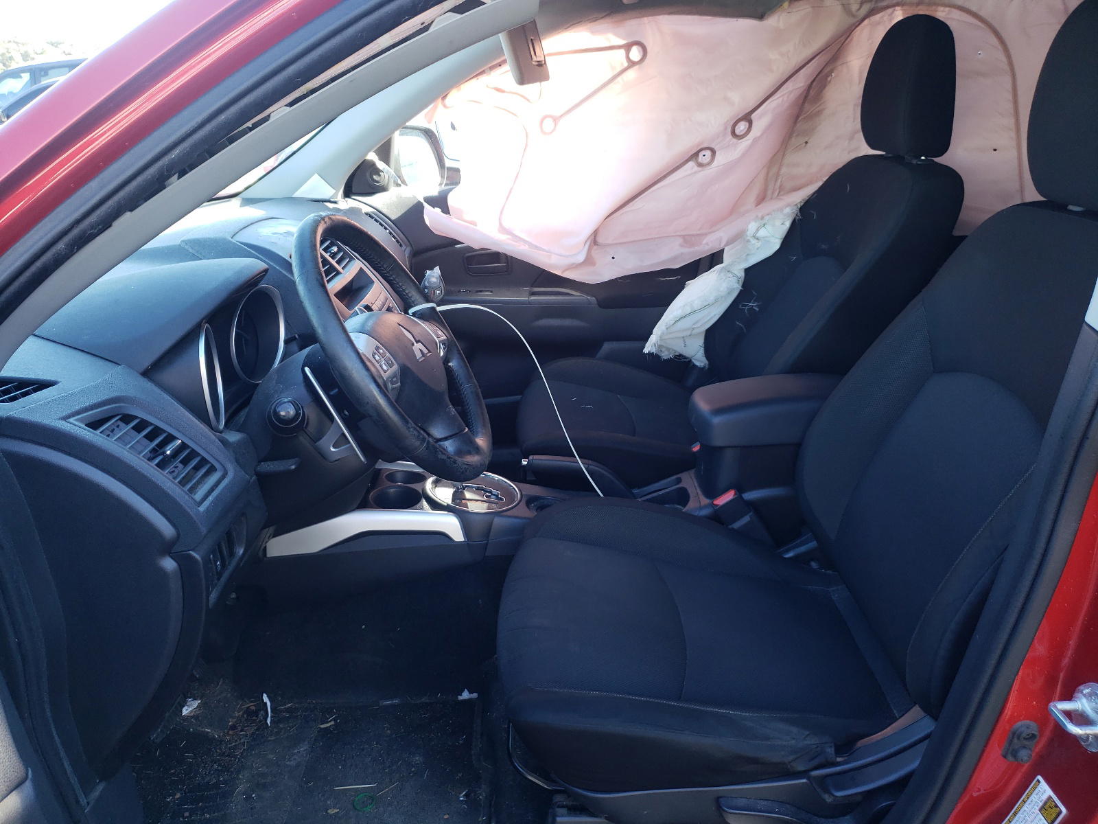 Photo 5 from auction – 2012 MITSUBISHI OUTLANDER with VIN JA4AP3AUXCZ003100