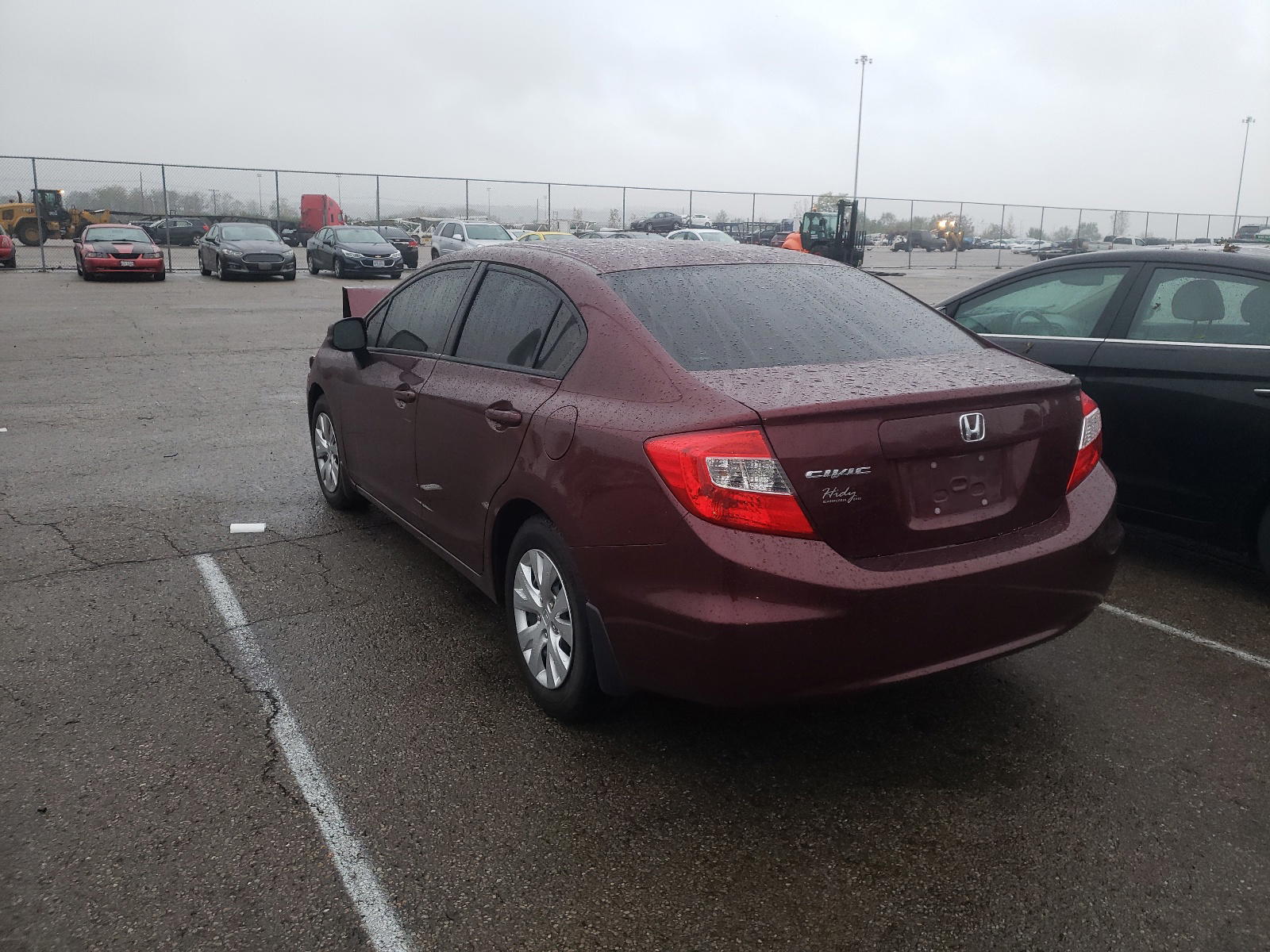 Photo 3 from auction – 2012 HONDA CIVIC LX with VIN 19XFB2F52CE031524