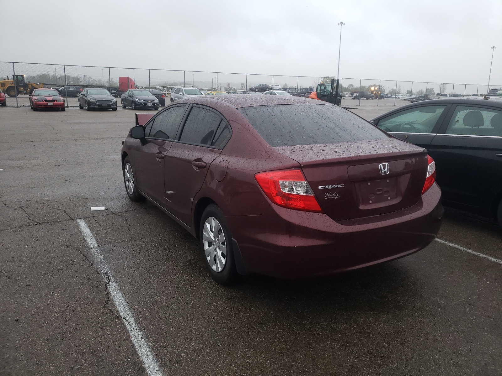 Zdjęcie 3 z aukcji – 2012 HONDA CIVIC LX z VIN 19XFB2F52CE031524