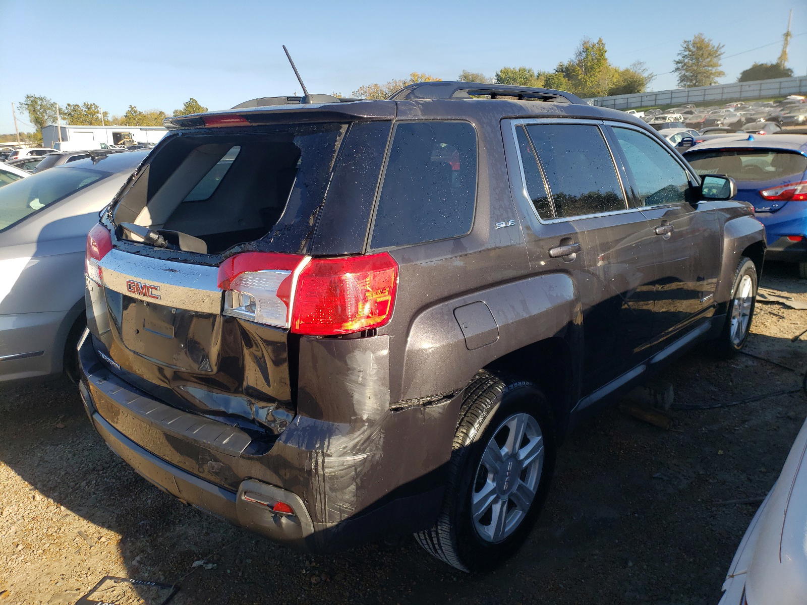 Photo 4 from auction – 2015 GMC TERRAIN SL with VIN 2GKALREK8F6433693