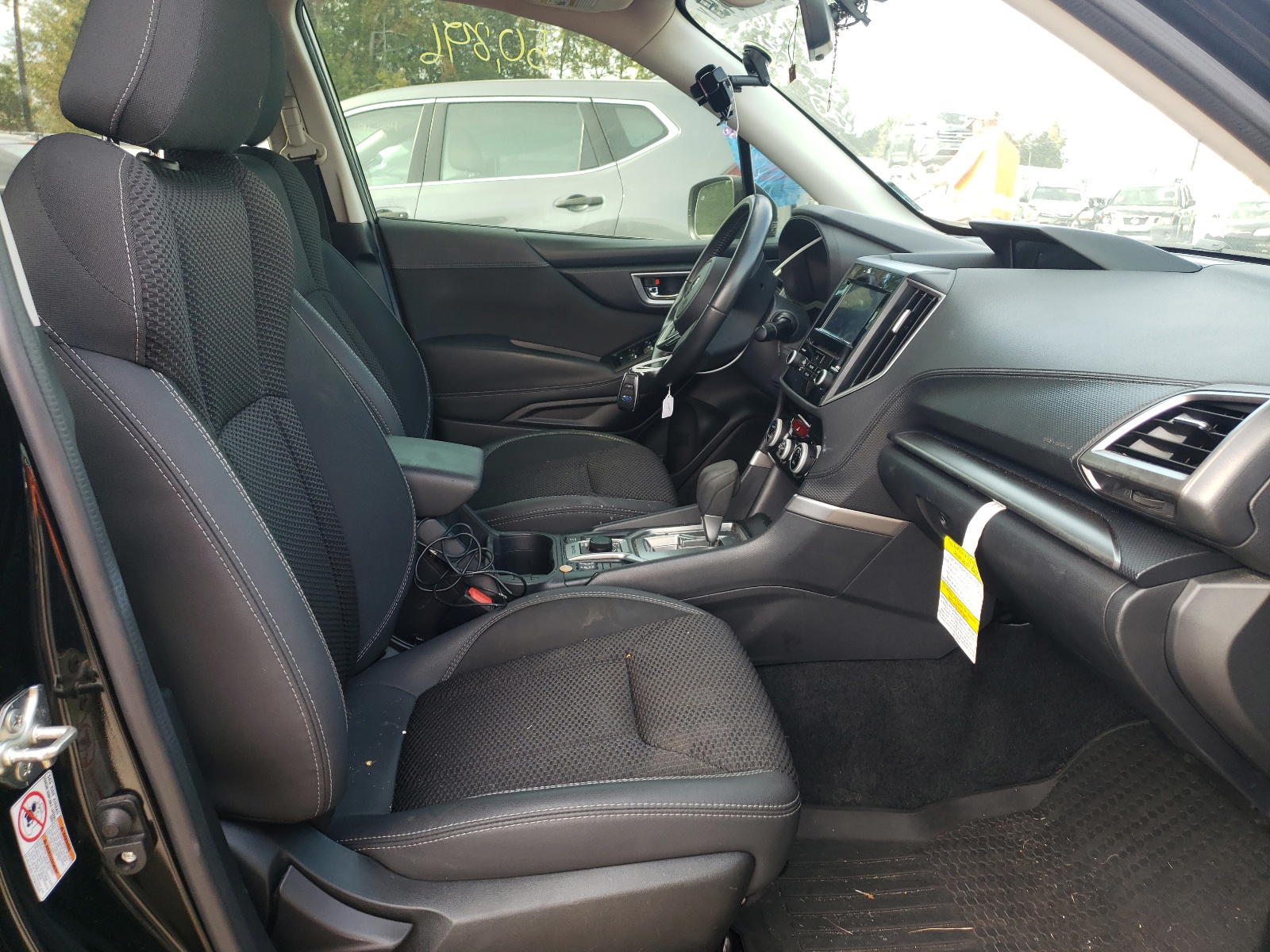 Photo 5 from auction – 2019 SUBARU FORESTER P with VIN JF2SKAGC0KH446809