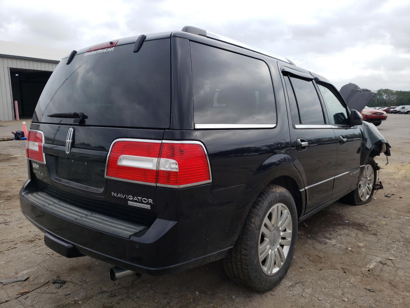 Photo 4 from auction – 2012 LINCOLN NAVIGATOR with VIN 5LMJJ2J50CEL01519