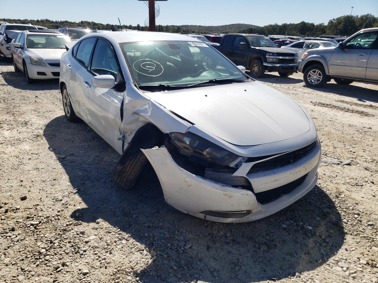 DODGE DART SXT 2015 with VIN 1C3CDFBBXFD172948 - Photo from auction