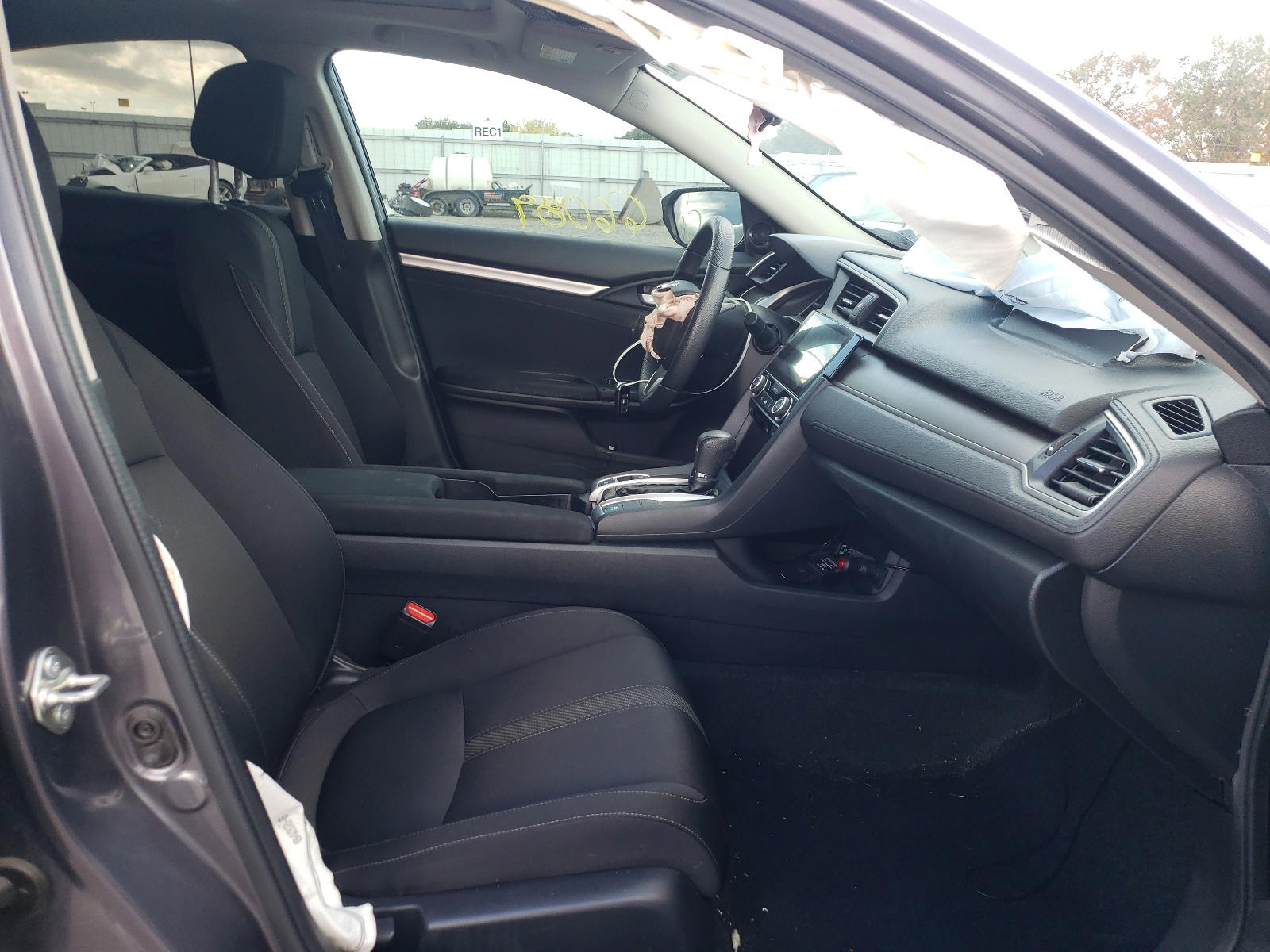 Photo 5 from auction – 2016 HONDA CIVIC EX with VIN 19XFC1F31GE222329