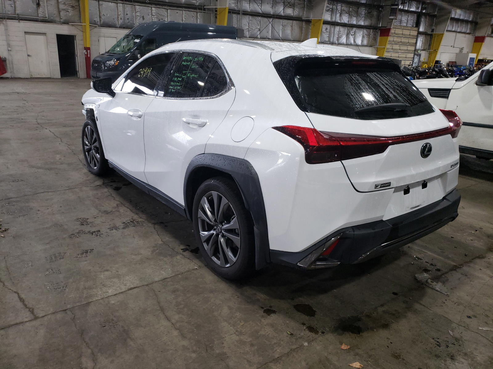 Photo 3 from auction – 2019 LEXUS UX 200 with VIN JTHY3JBH2K2003605