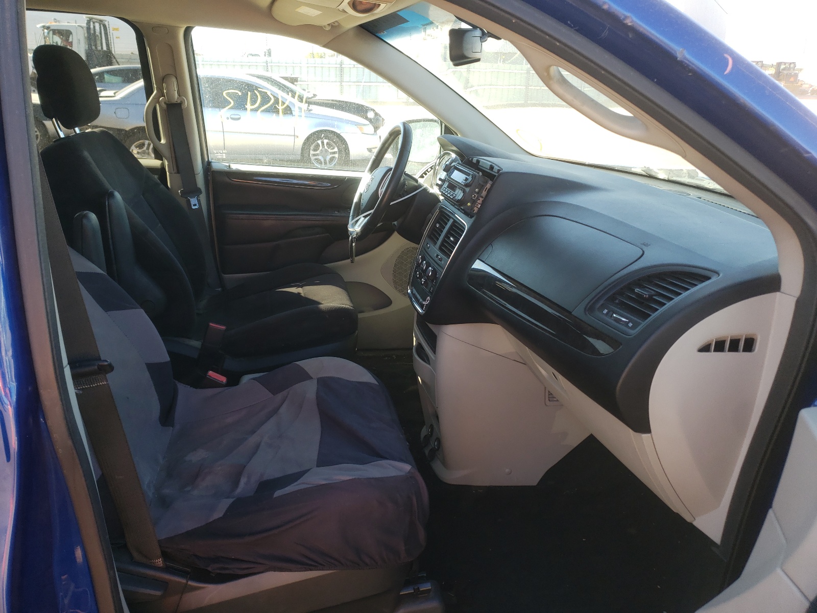 Photo 5 from auction – 2013 DODGE GRAND CARA with VIN 2C4RDGBG0DR760536