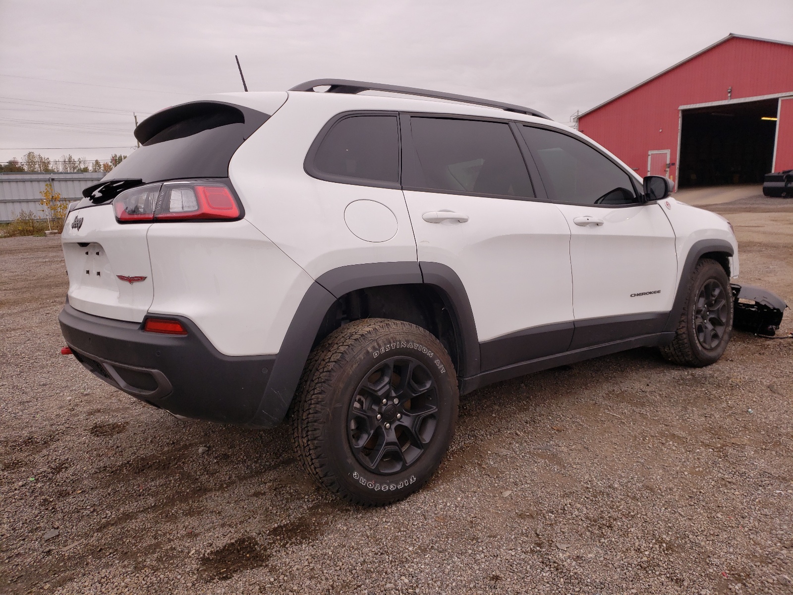 Photo 4 from auction – 2021 JEEP CHEROKEE T with VIN 1C4PJMBX9MD152581