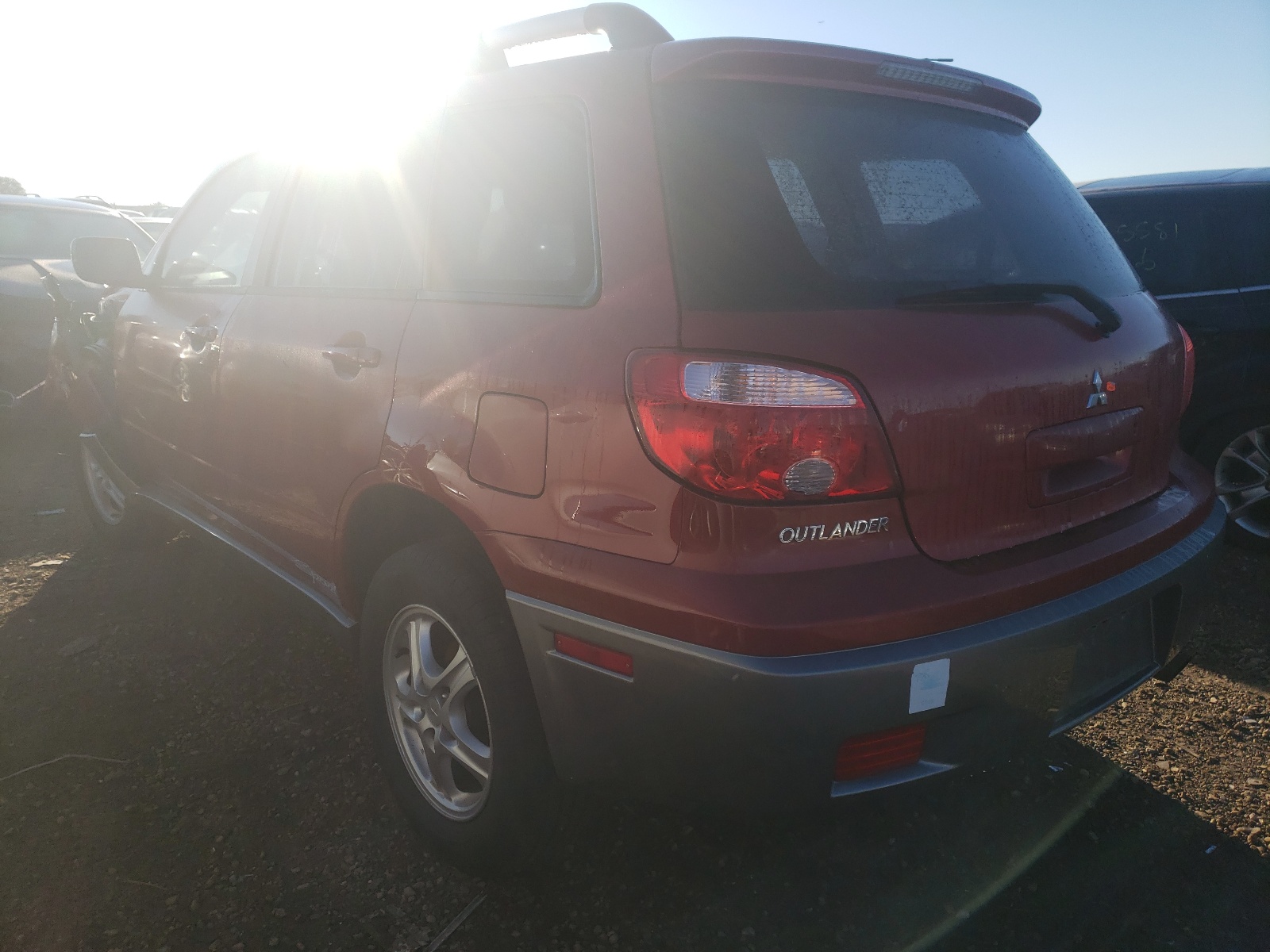 Photo 3 from auction – 2006 MITSUBISHI OUTLANDER with VIN JA4LZ31FX6U031890