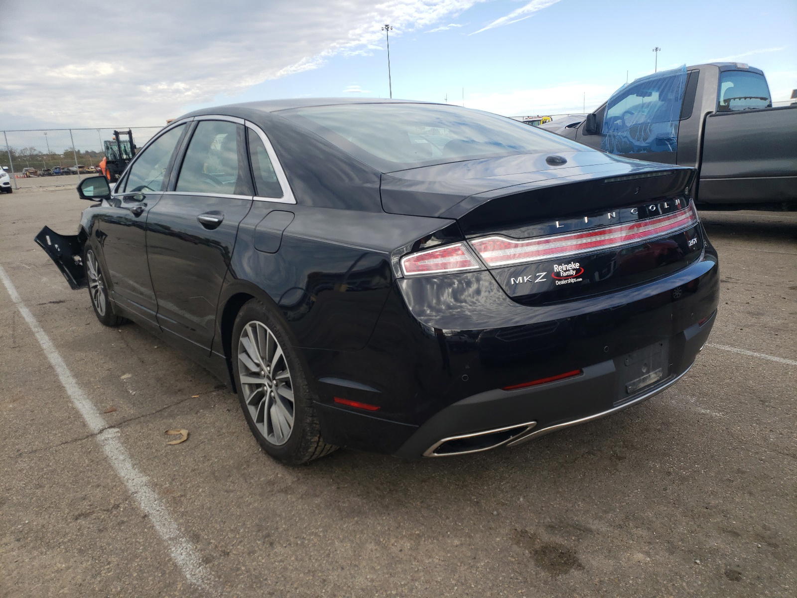 Photo 3 from auction – 2020 LINCOLN MKZ with VIN 3LN6L5A97LR615351