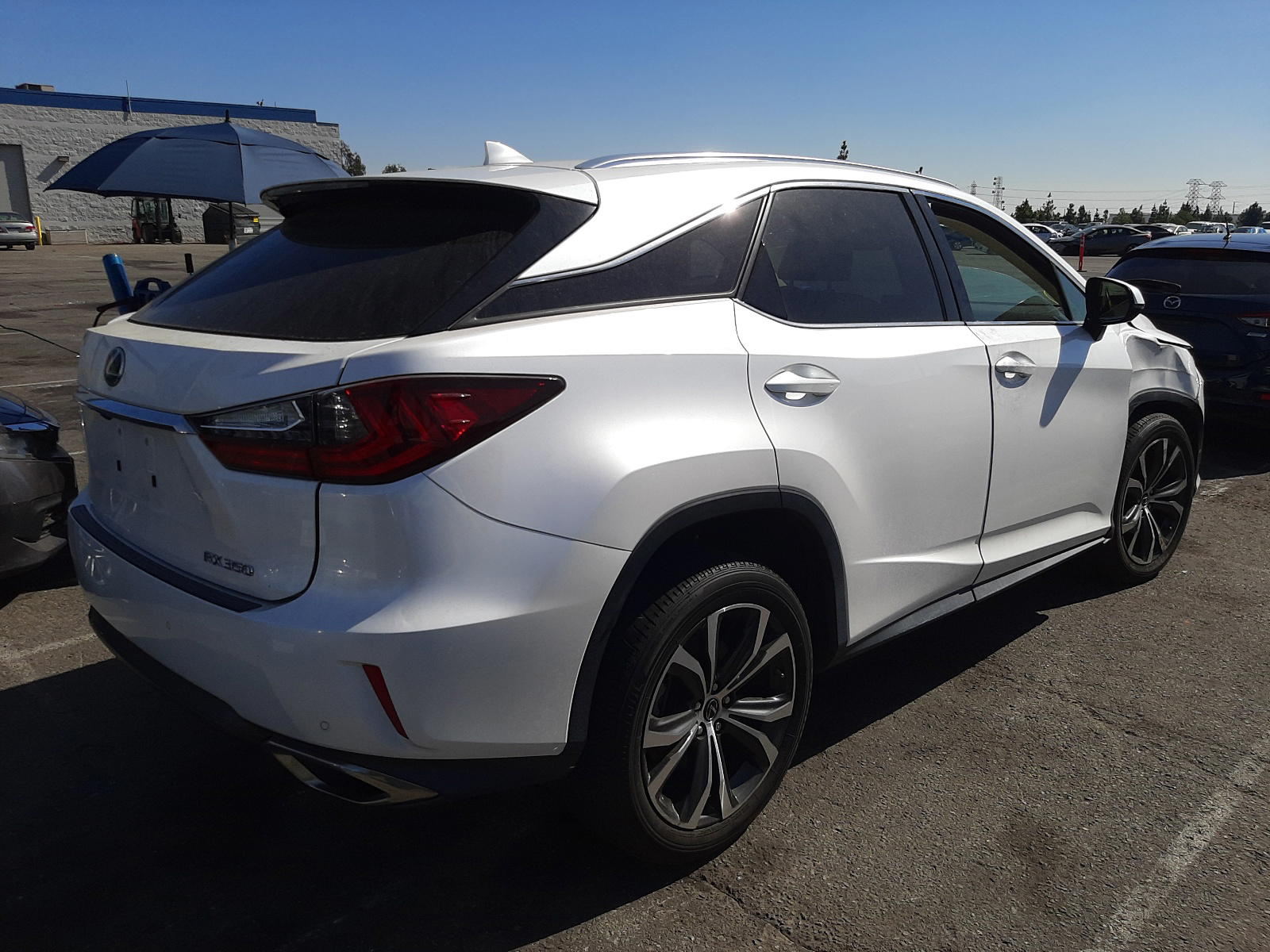 Photo 4 from auction – 2019 LEXUS RX 350 BAS with VIN 2T2ZZMCA4KC135169