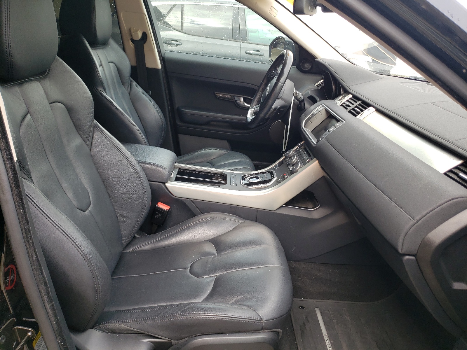 Photo 5 from auction – 2015 LAND ROVER RANGE ROVE with VIN SALVP2BG0FH958467