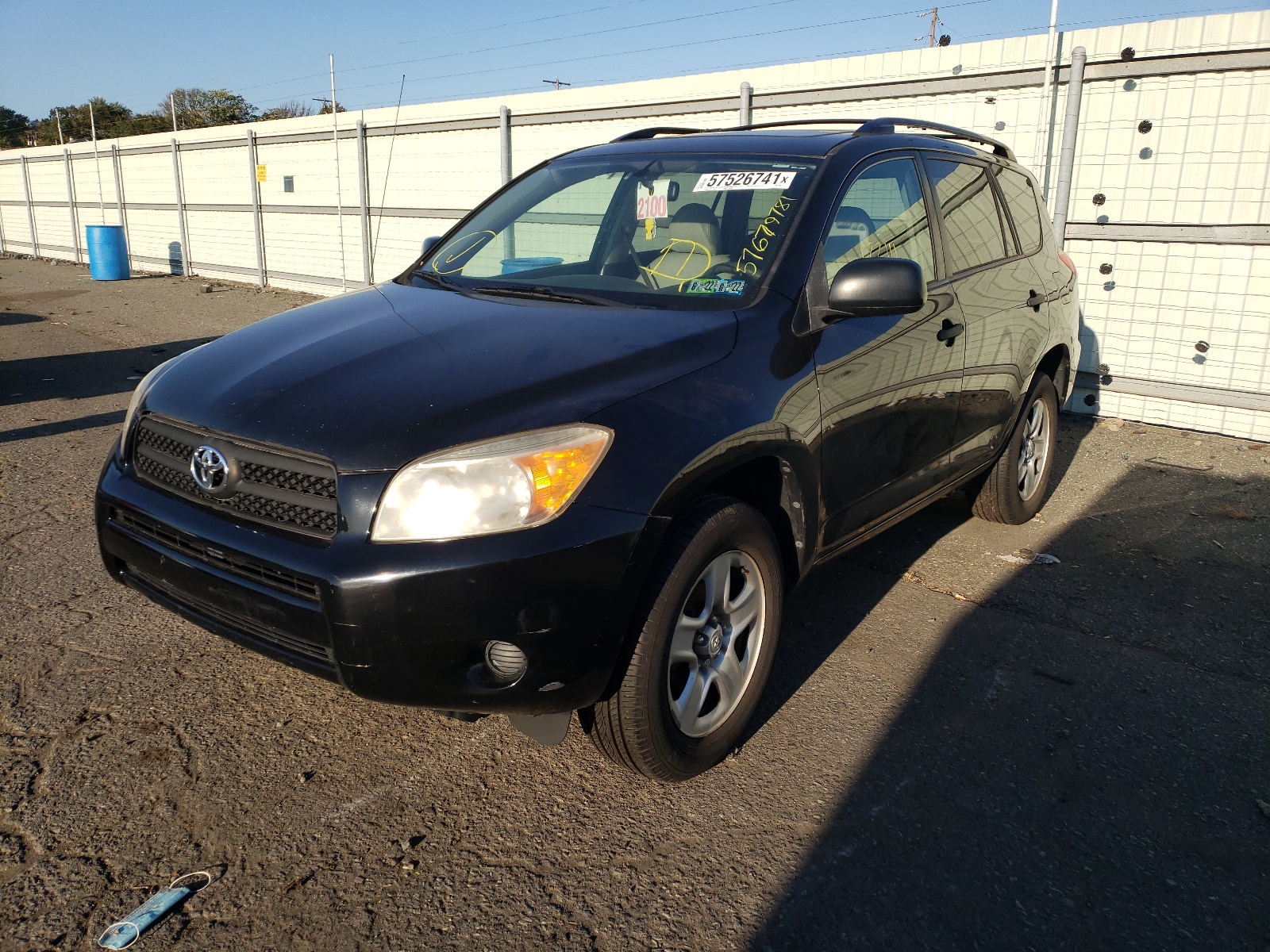 Photo 2 from auction – 2008 TOYOTA RAV 4 with VIN JTMZD33V185110672