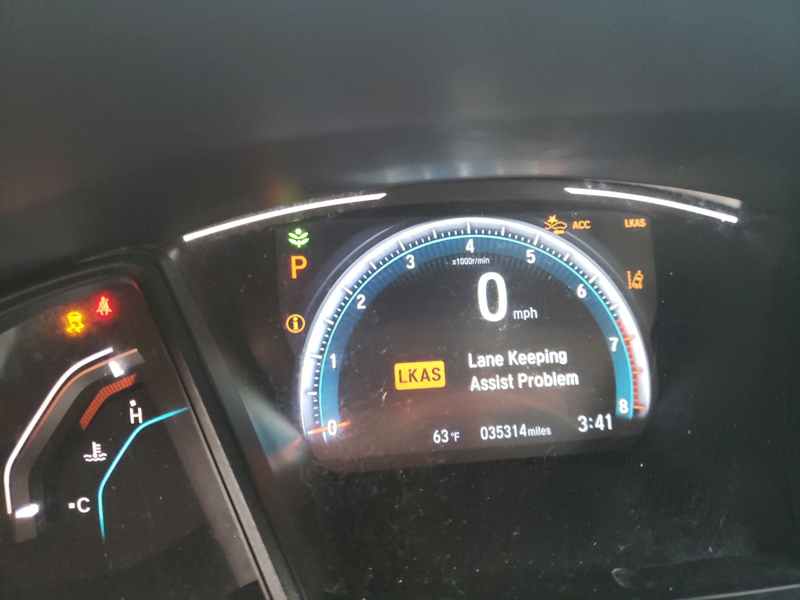 Photo 8 from auction – 2019 HONDA CIVIC LX with VIN 2HGFC2F62KH590291