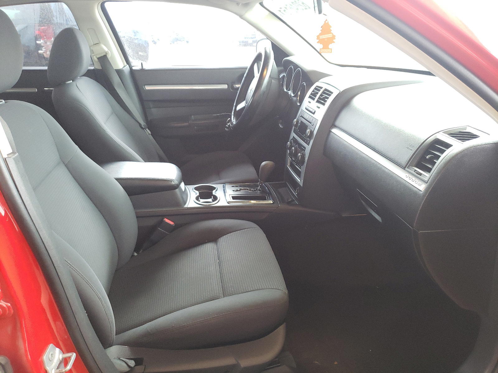 Photo 5 from auction – 2010 DODGE CHARGER SX with VIN 2B3CA3CV3AH223280