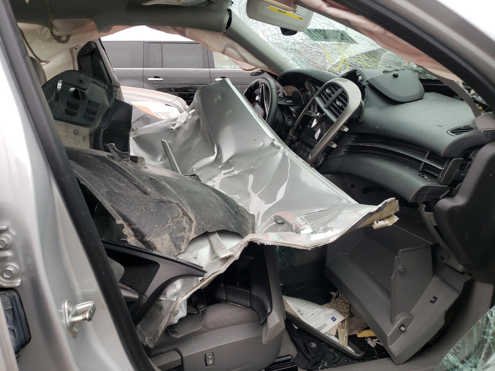 Photo 5 from auction – 2013 CHEVROLET MALIBU LS with VIN 1G11B5SA7DF258951