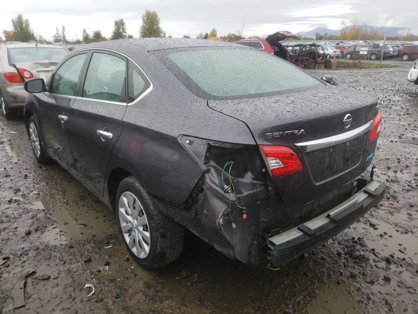 Photo 3 from auction – 2014 NISSAN SENTRA S with VIN 3N1AB7AP9EL667701