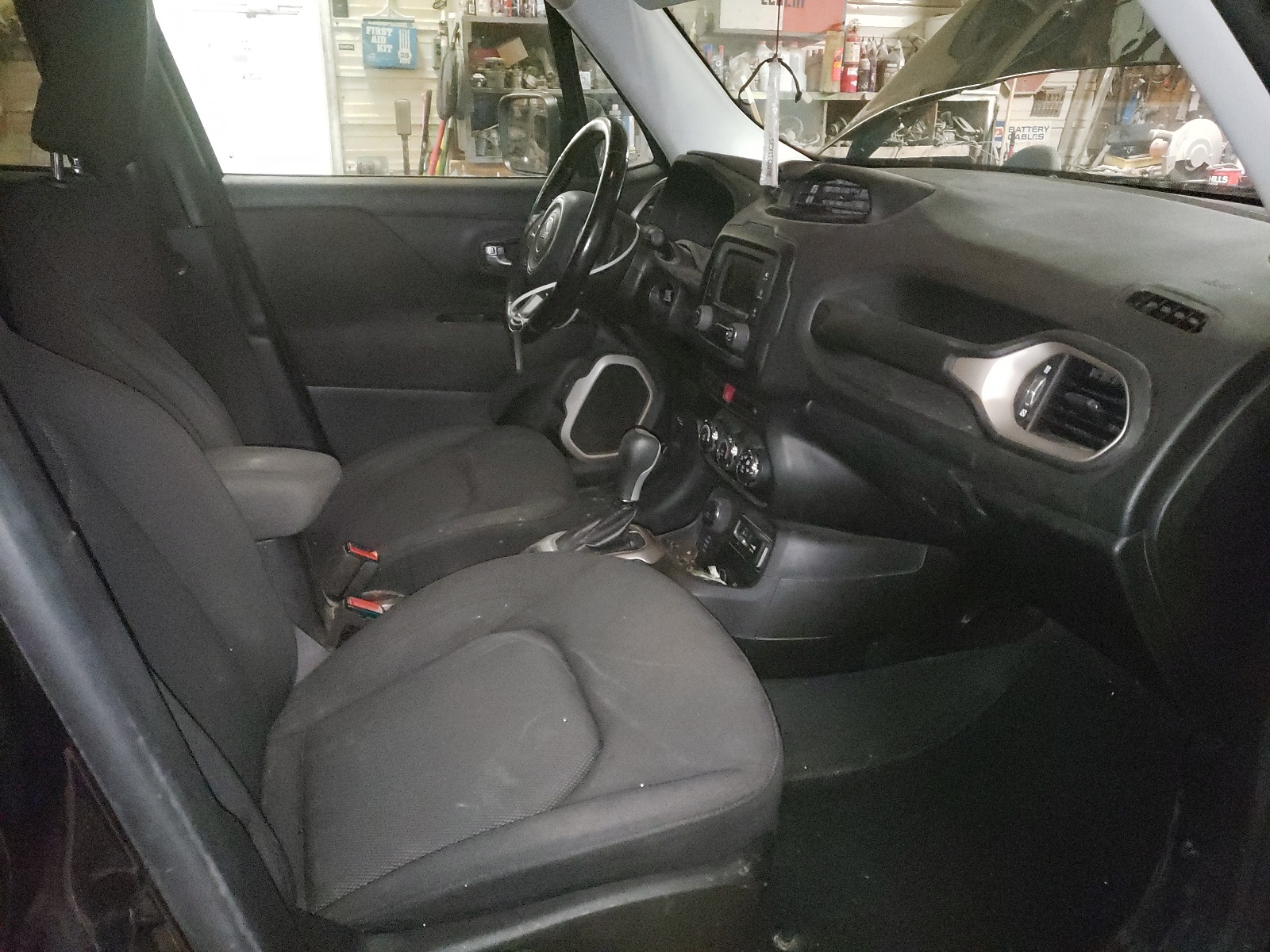Zdjęcie 5 z aukcji – 2017 JEEP RENEGADE L z VIN ZACCJBBB3HPG20514