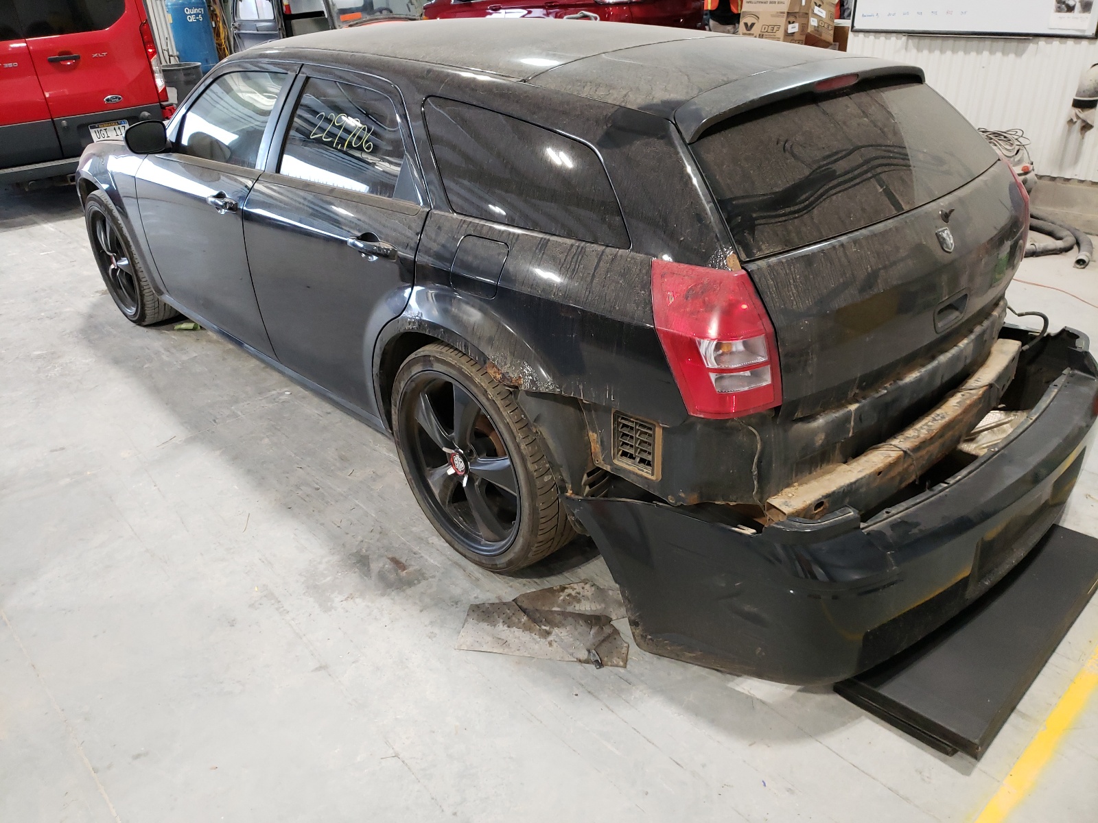 Photo 3 from auction – 2007 DODGE MAGNUM SXT with VIN 2D4FV47V17H624225