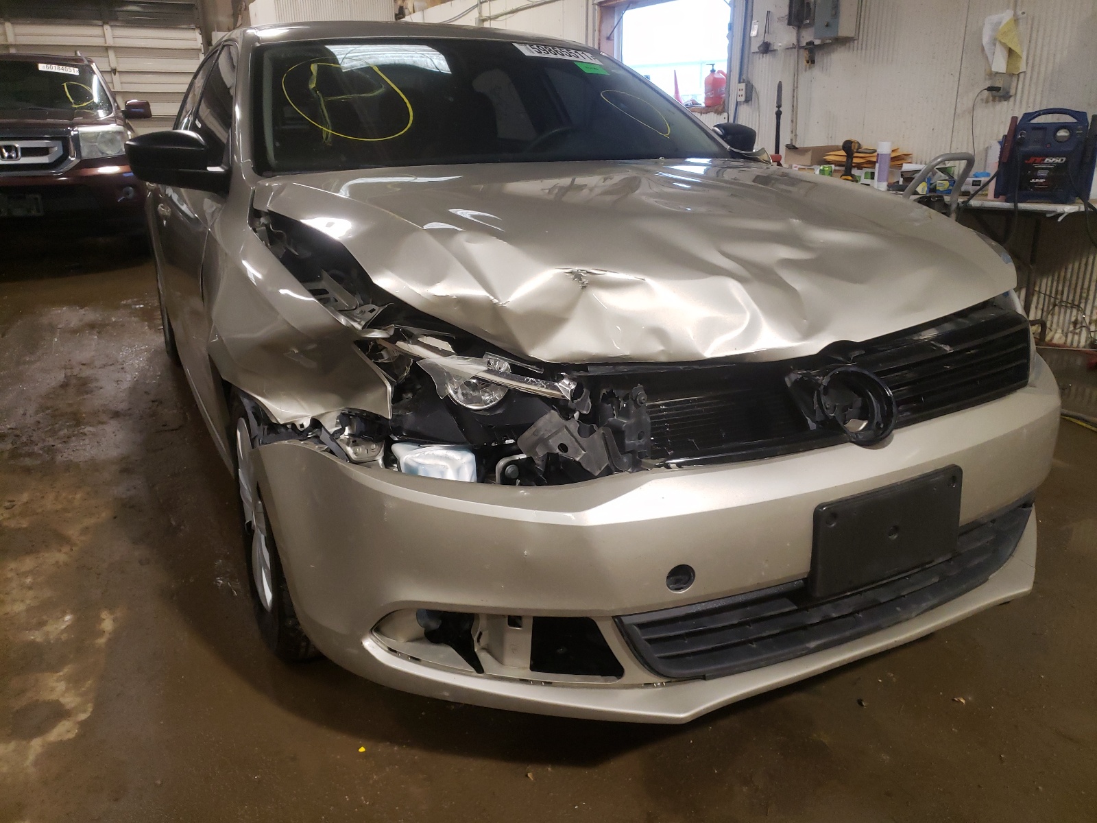 Photo 9 from auction – 2014 VOLKSWAGEN JETTA BASE with VIN 3VW2K7AJ8EM226436