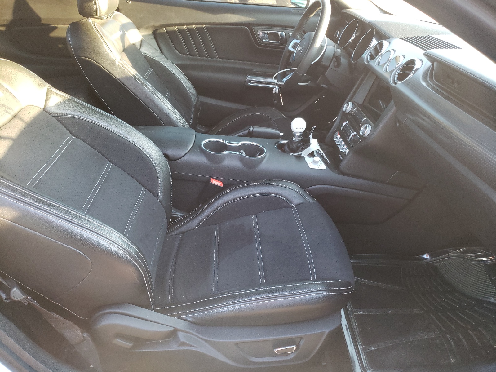 Photo 5 from auction – 2016 FORD MUSTANG GT with VIN 1FA6P8CF7G5222932