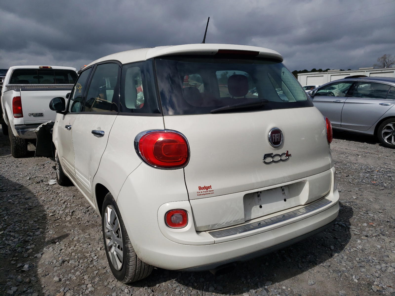 Photo 3 from auction – 2015 FIAT 500L POP with VIN ZFBCFAAHXFZ035660