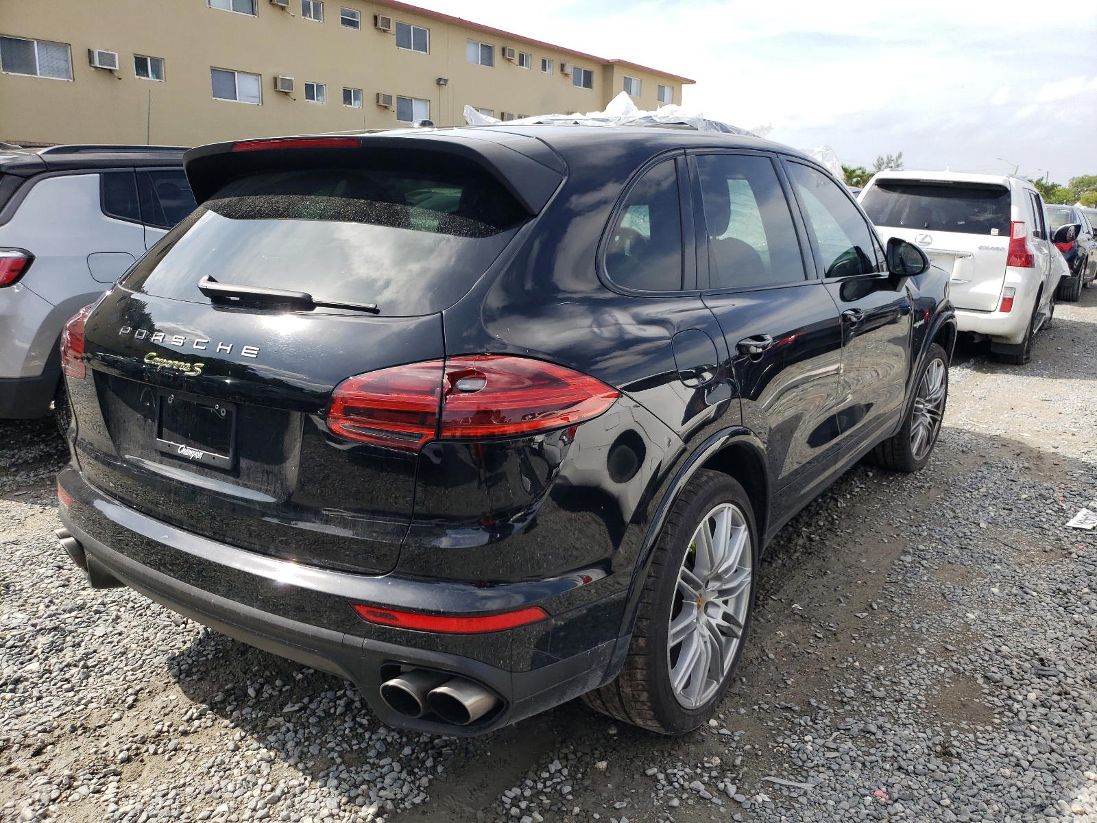 Photo 4 from auction – 2018 PORSCHE CAYENNE SE with VIN WP1AE2A2XJLA72470