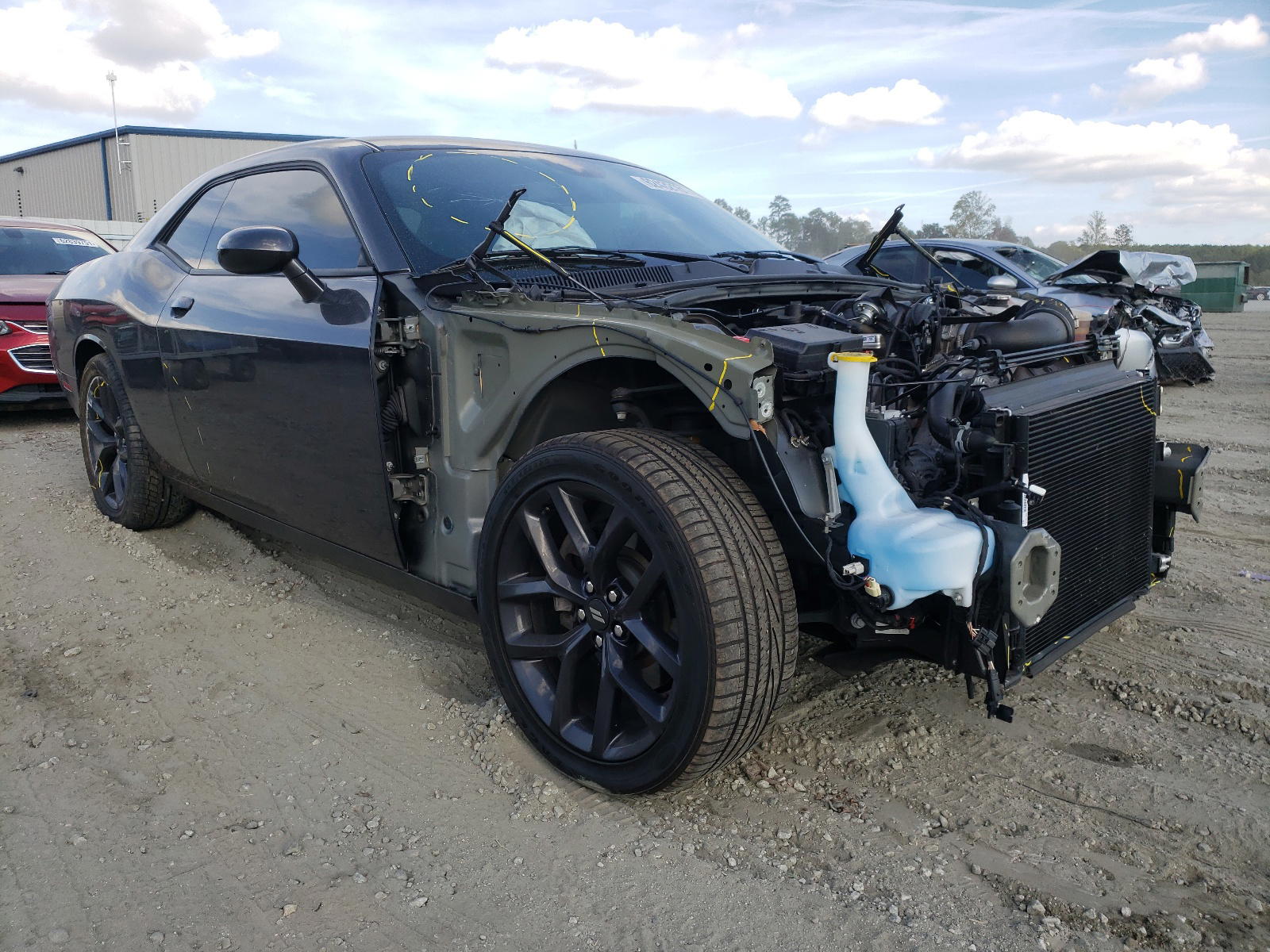 DODGE CHALLENGER 2020 with VIN 2C3CDZBTXLH230873 - Photo from auction