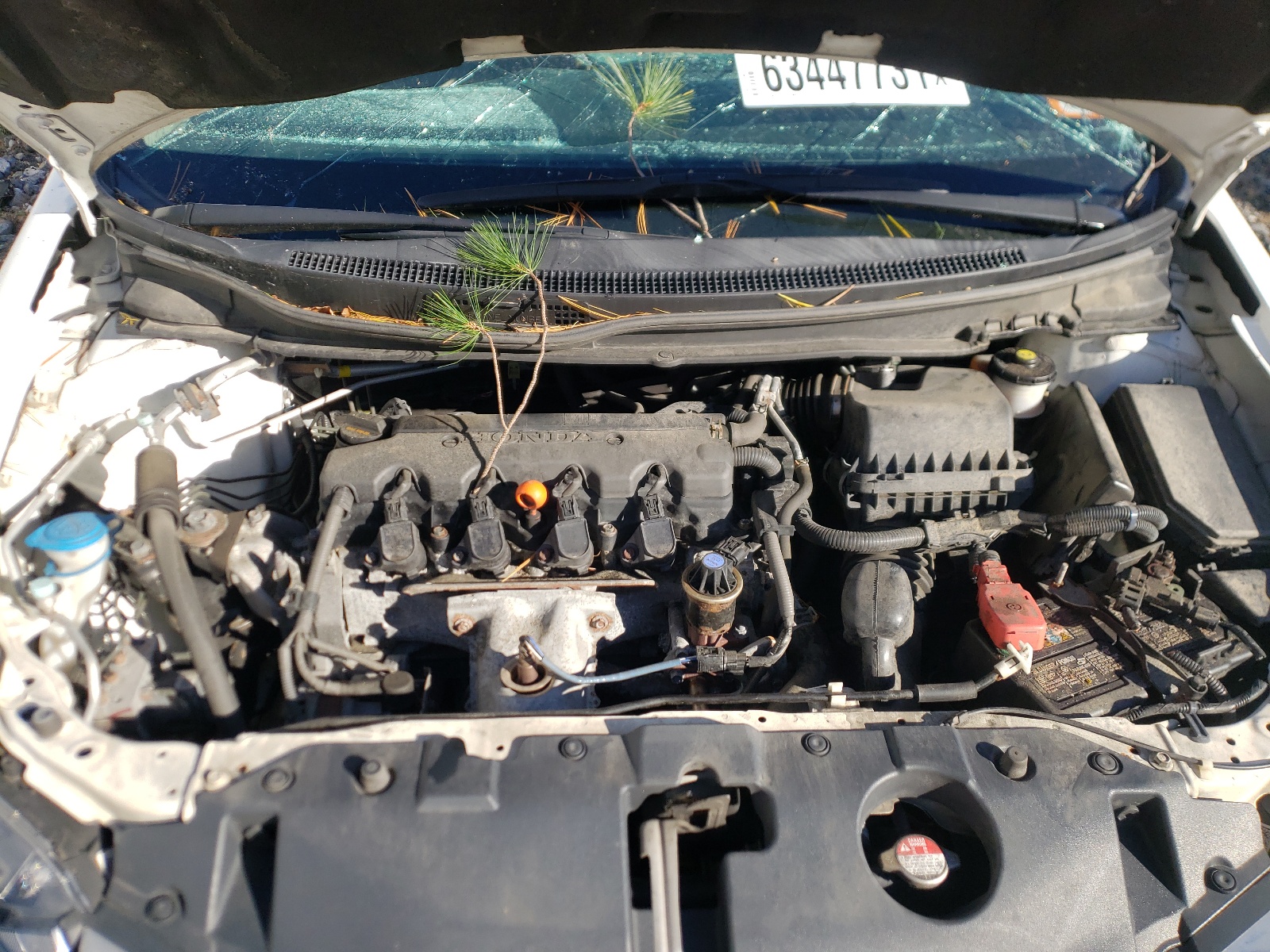 Photo 7 from auction – 2015 HONDA CIVIC LX with VIN 19XFB2F56FE227034