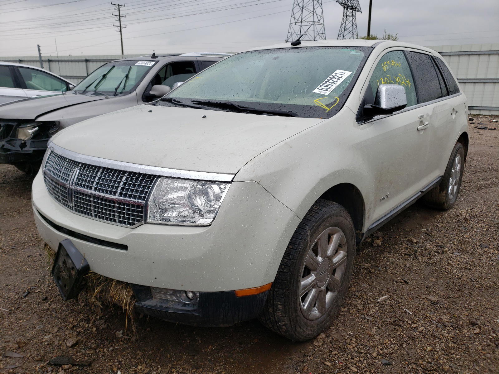 Photo 2 from auction – 2007 LINCOLN MKX with VIN 2LMDU68C17BJ26304